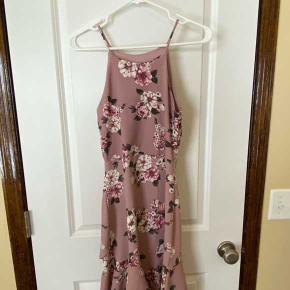 Floral dress. Size M. Perfect for weddings! - Picture 3 of 3